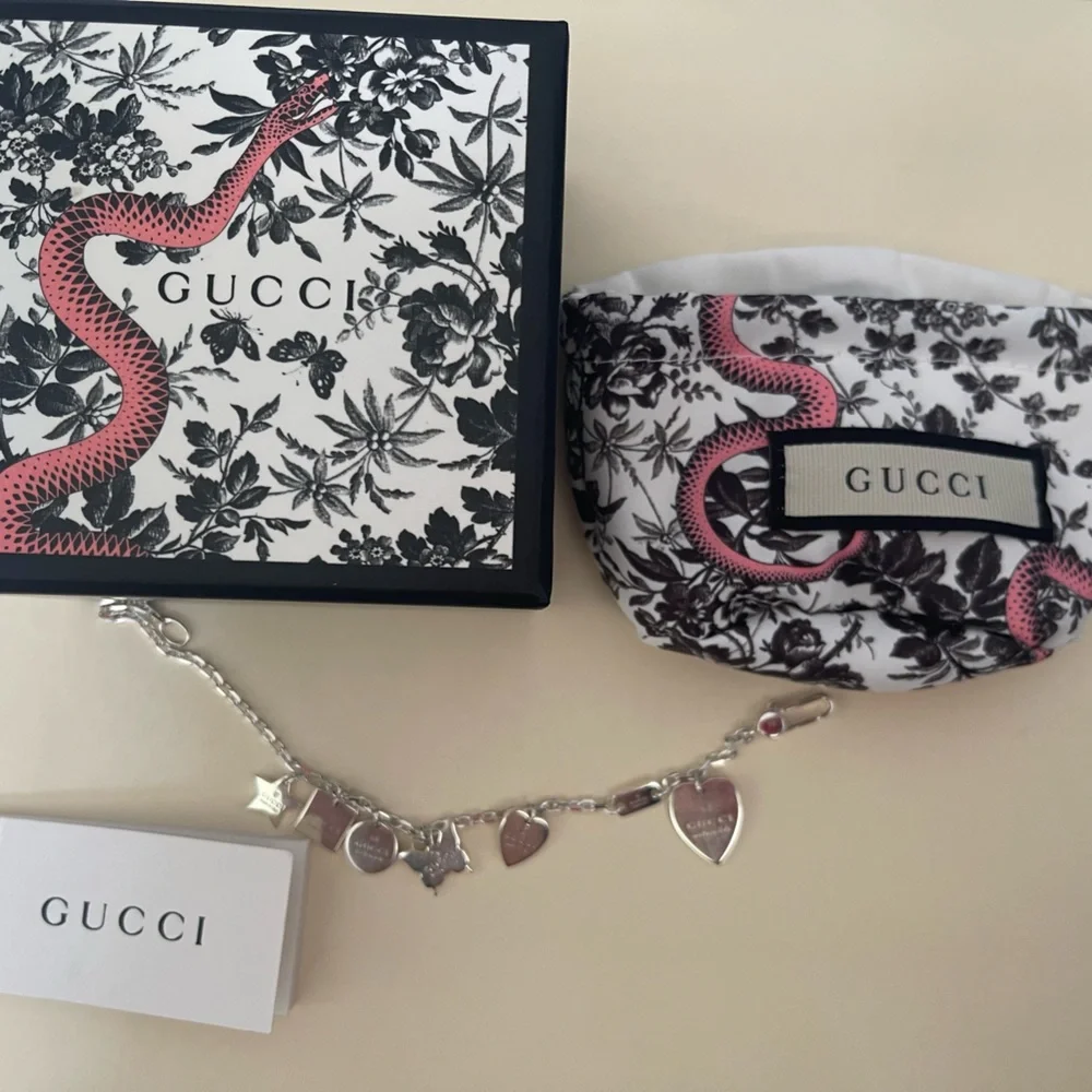 Gucci 6 charm bracelet - Picture 2 of 4
